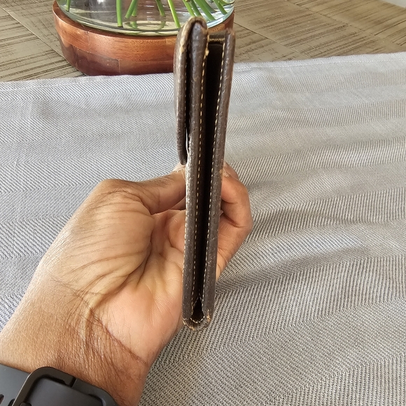 GUCCI Long Wallet - Picture 4 of 4